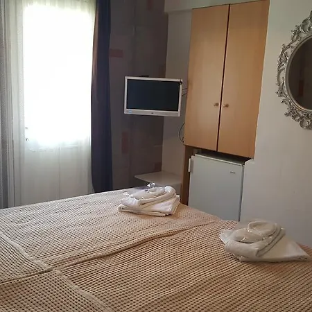 Hotel Ensar 3*